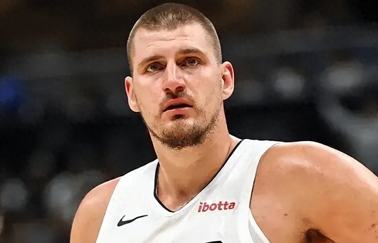 爱游戏官网-纽卡斯尔主场狂攻vs本菲卡穆帅铁阵