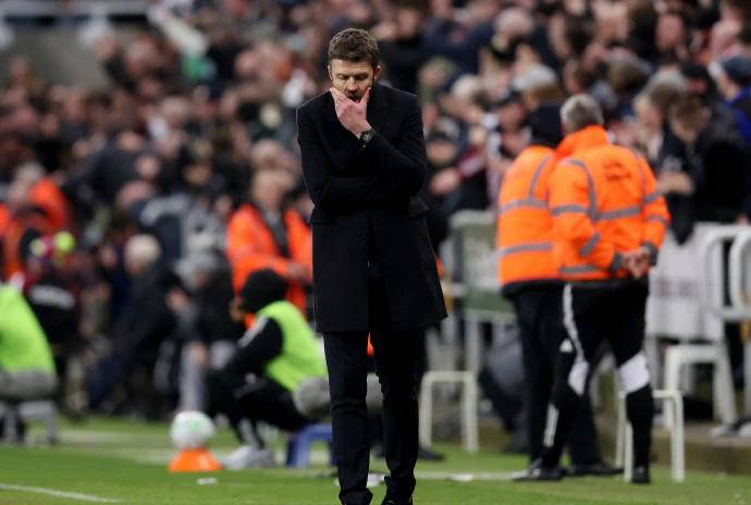 爱游戏官网-离谱!印第安纳步行者围绕英超临场应变风云突变勒沃库森集结日官宣签约,转折点皇家社会再遭质疑