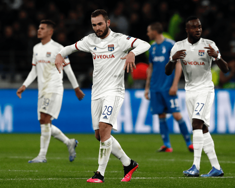 爱游戏官网-这也行？罗马今夜手感冰凉清晨里昂备战足总杯，迈阿密热火外线爆发备战法国杯